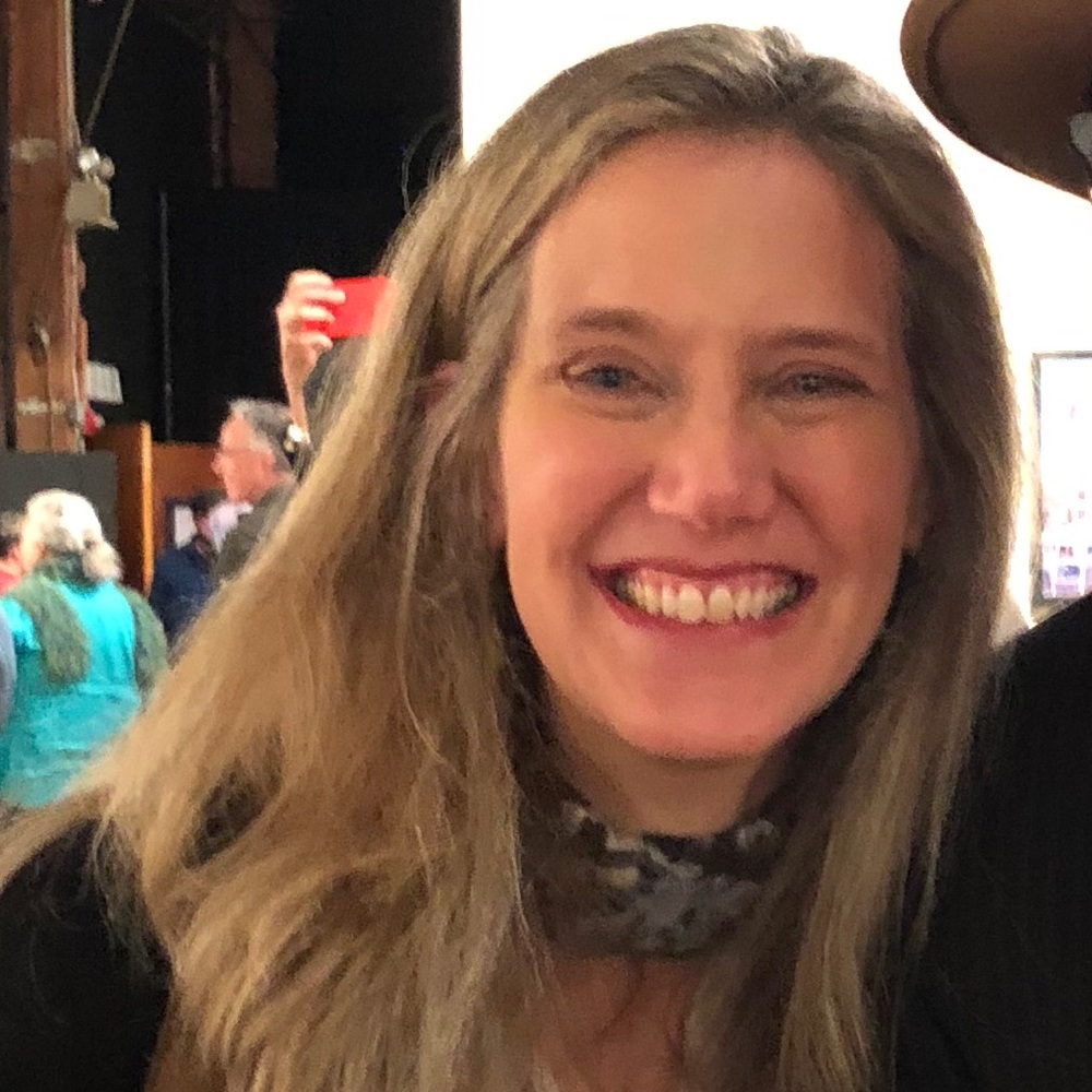 Meet your Posher, Cristiana